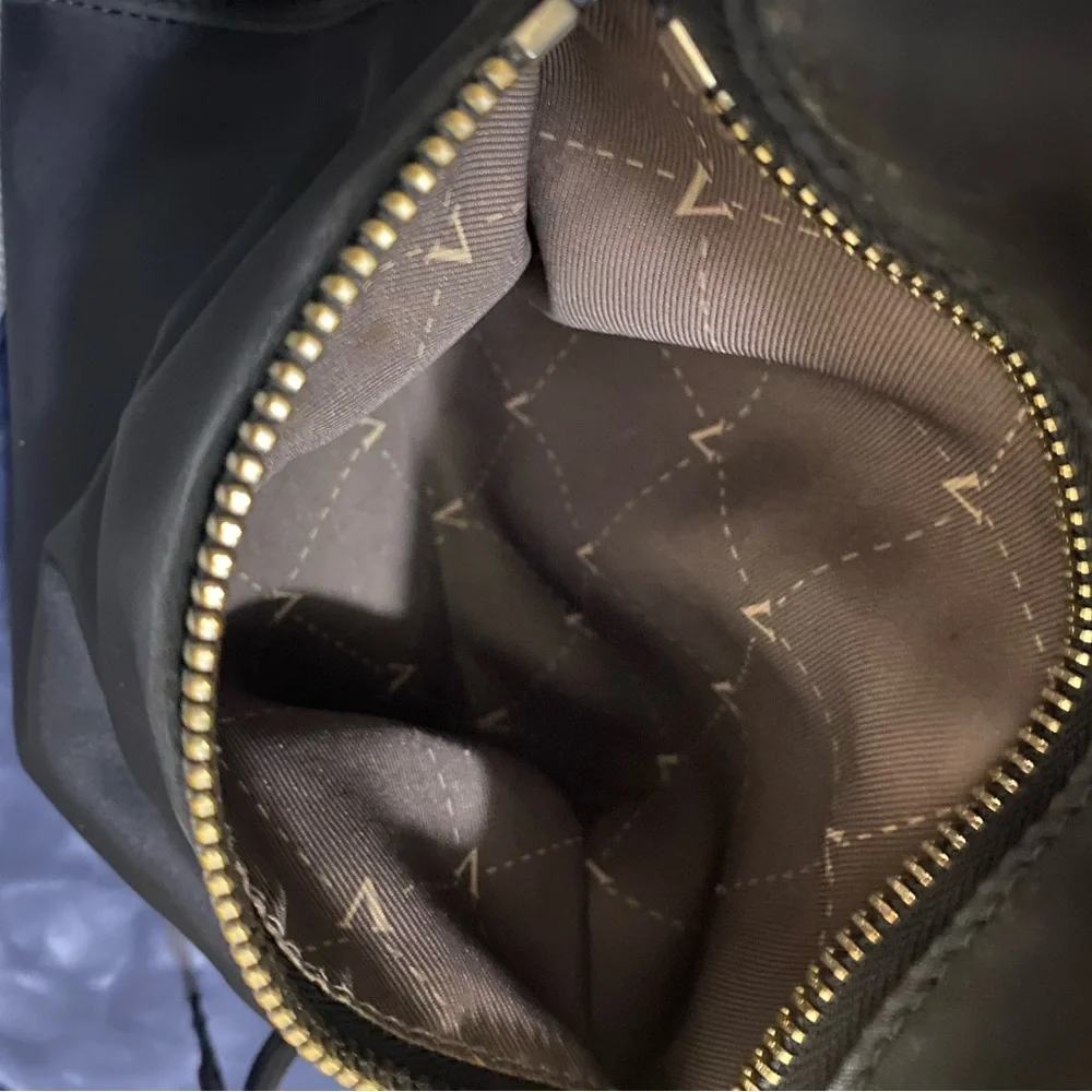 Vince Camuto Sleek Black Hobo Bag - Picture 11 of 13